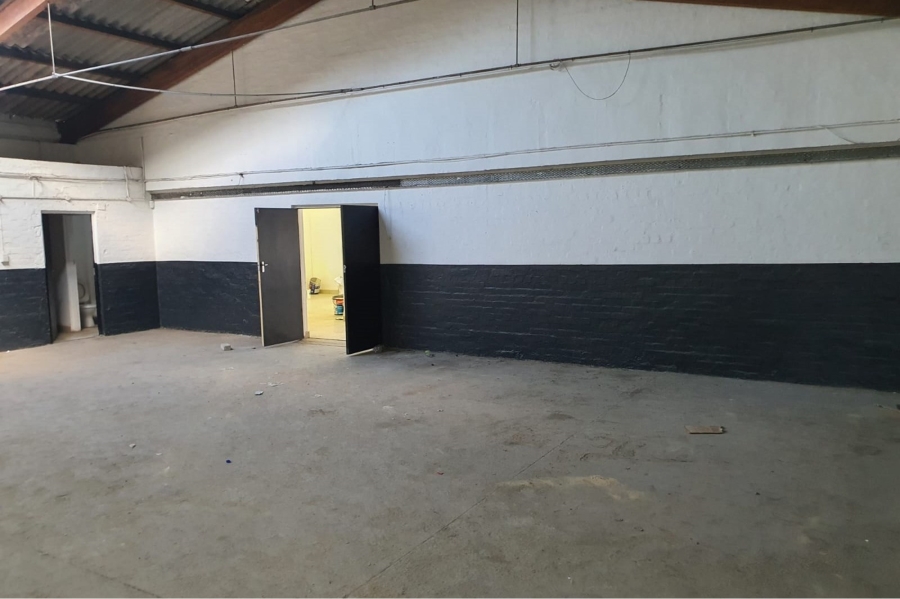 To Let commercial Property for Rent in North End Eastern Cape